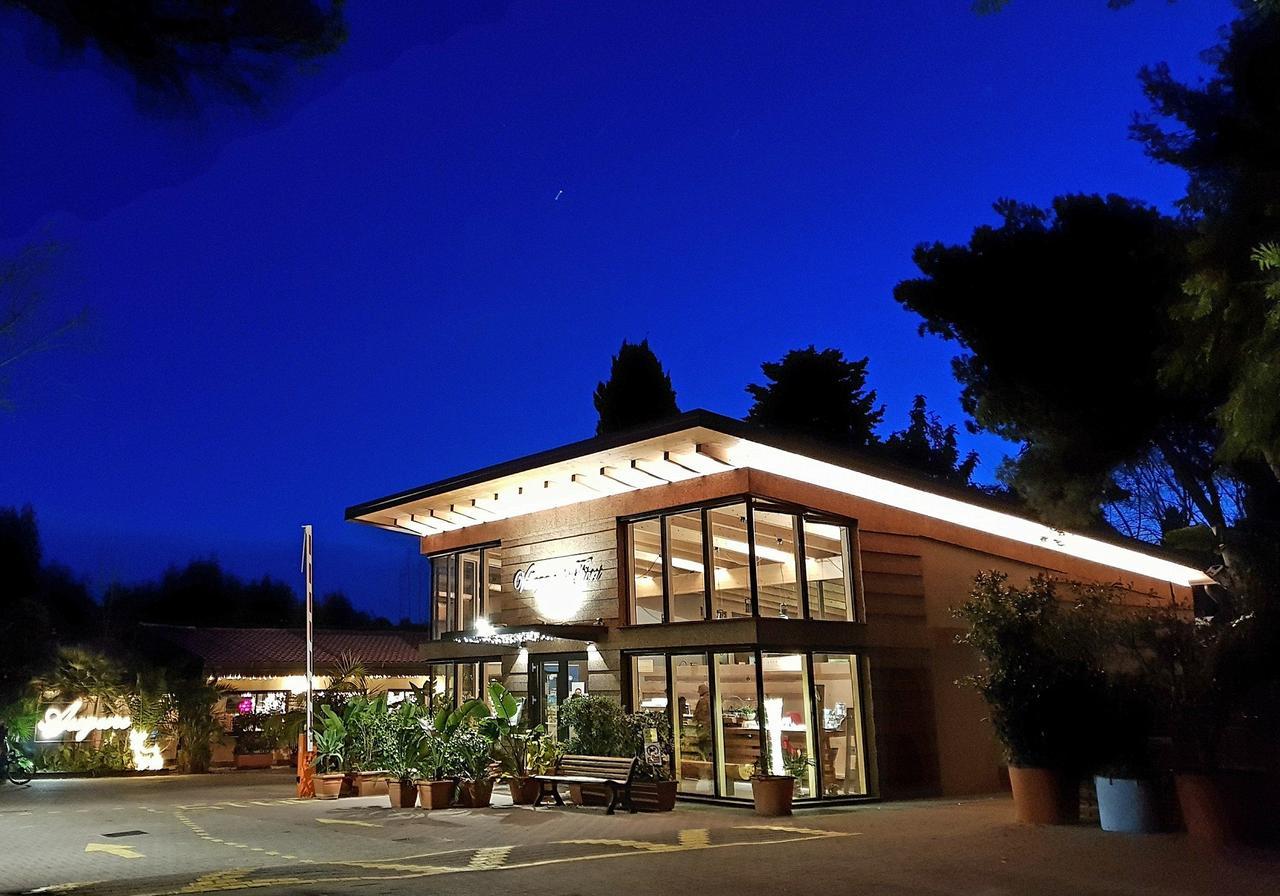 Villaggio Dei Fiori Sanremo Luaran gambar